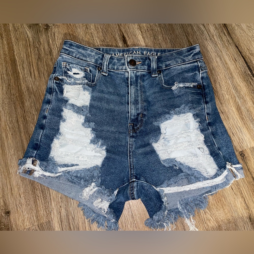 American Eagle stretch mom short